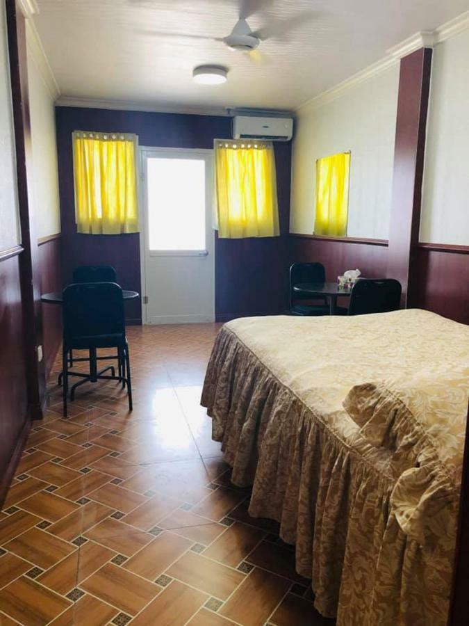 The Village Backpackers Nuku'alofa Buitenkant foto